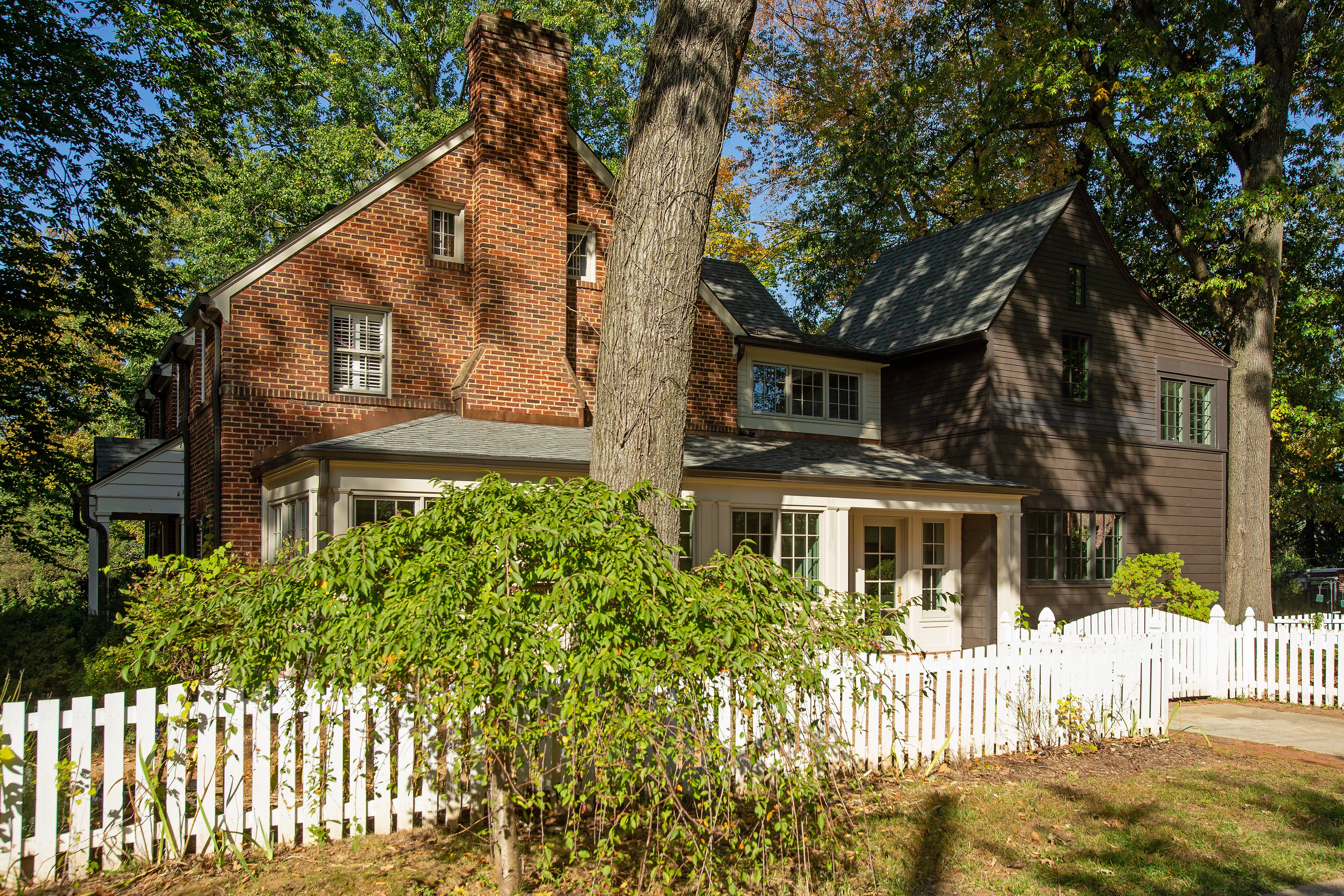 Home with addition off the back located in Barnaby Woods that RessaBuilt completed.